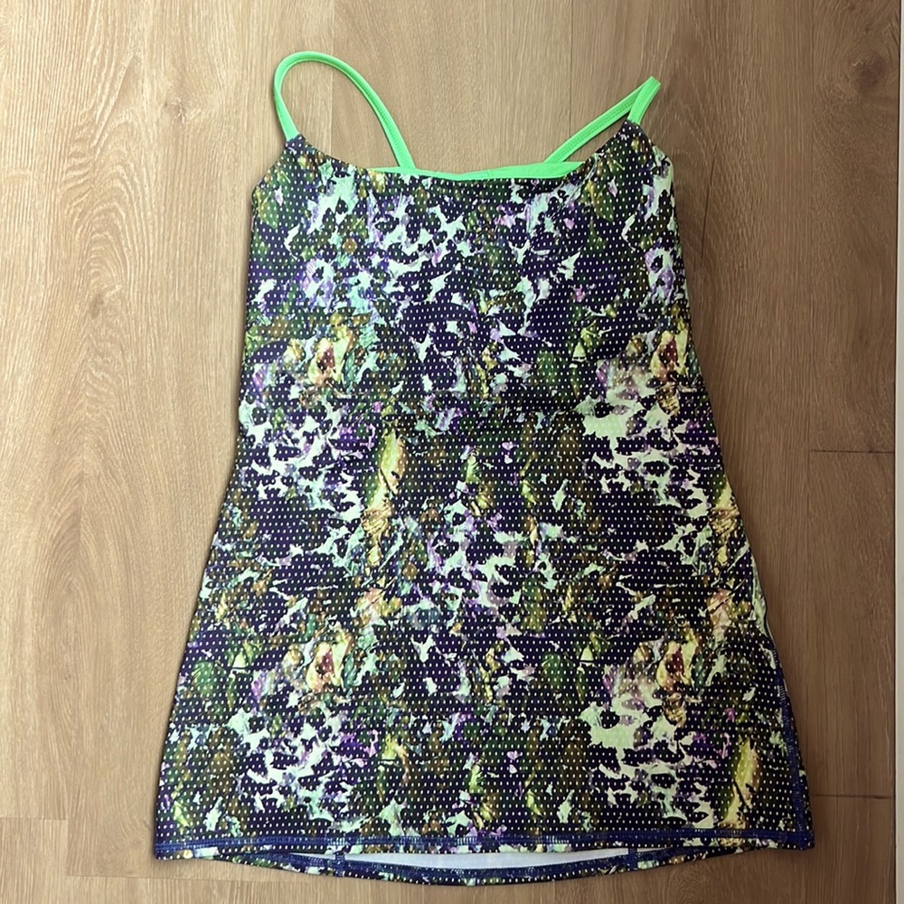 Lululemon tank top